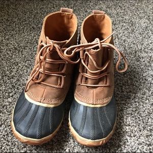 Sorel duck boot